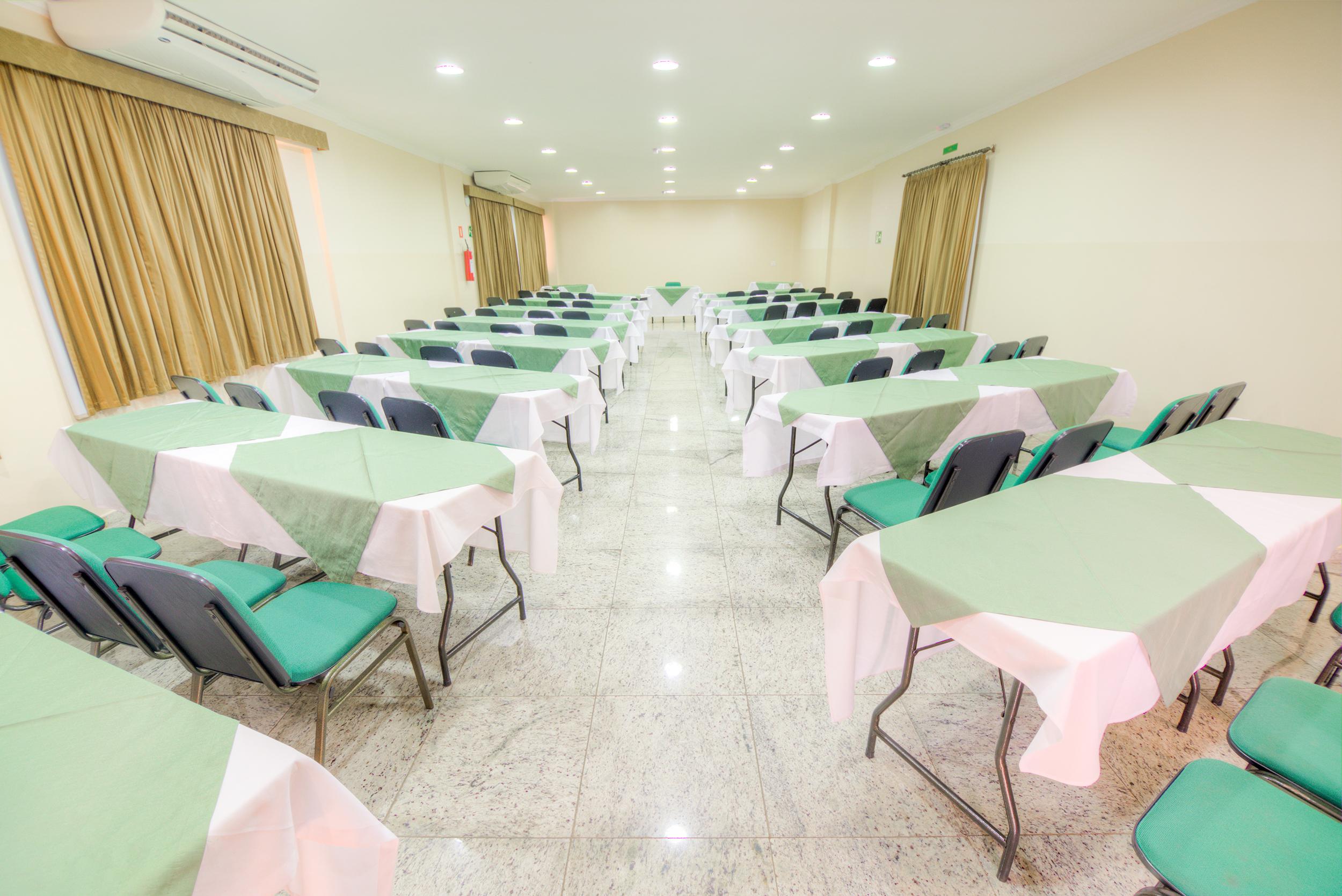Hotel Golden Park Uberaba By Nacional Inn 外观 照片